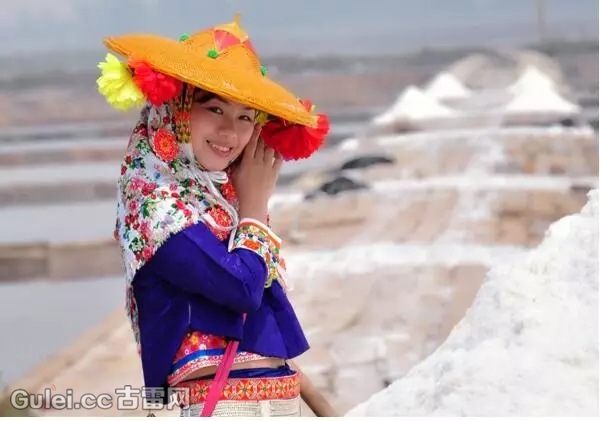 封建头,民主肚!福建五大美女,复古又新潮!她们是