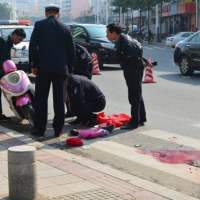 漳浦永嘉天地红绿灯处一花季少女被撞死