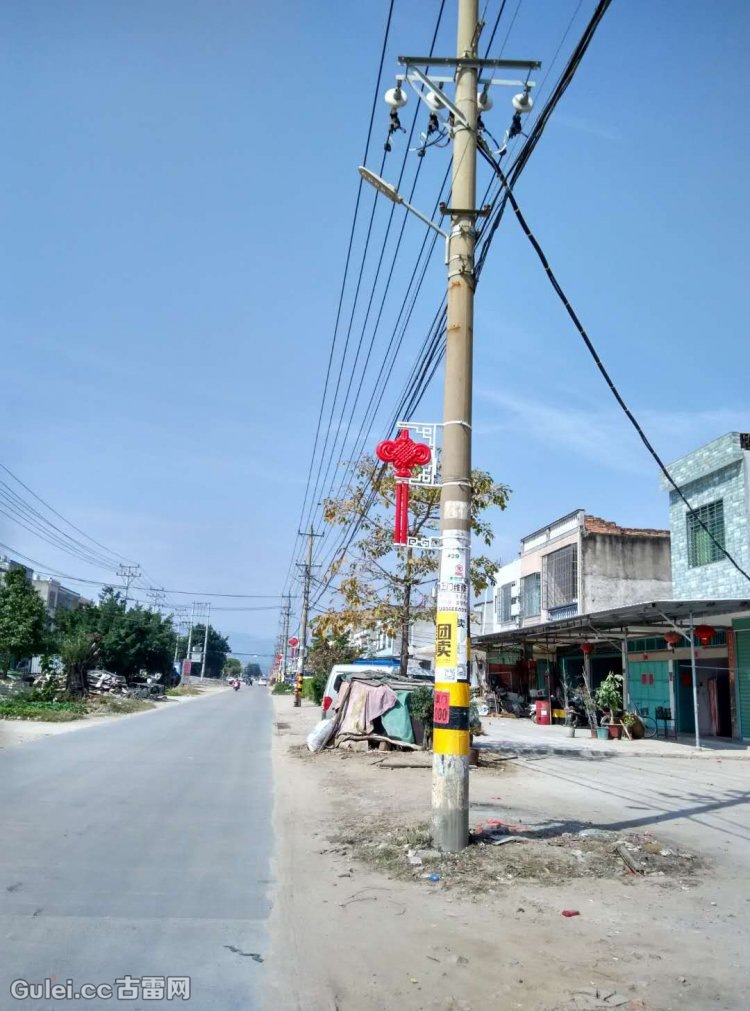 杜浔镇范阳村环城路今年多了这道风景